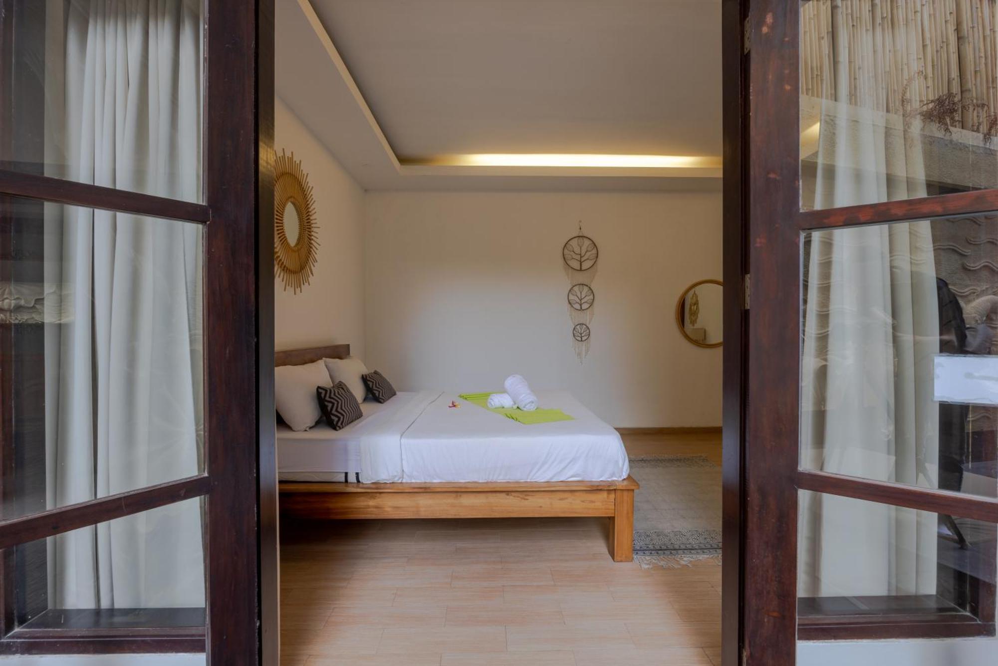 Canggu Spirit Guest House Exterior photo